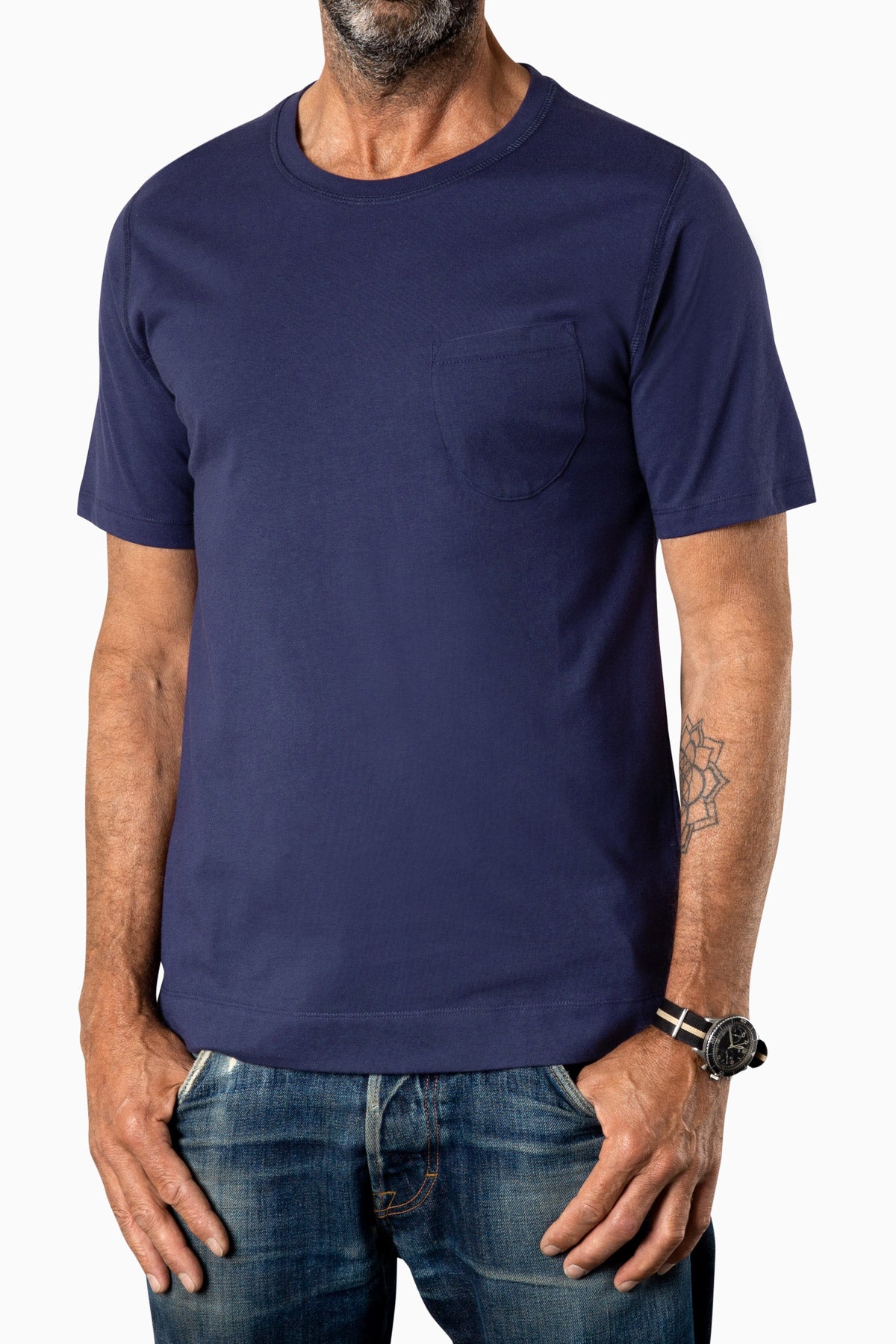 Curved Pocket Tee Eclips